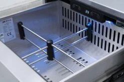 BULL Premium Outdoor Schubladen-Kühlschrank Mit LED Kontrollpanel, IPX4 Spritzwassergeschützt -Outdoor-Grillladen 22280 BULL Premium Kuehlschrank LED Bele 7 1613487089