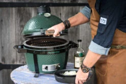 Big Green Egg MiniMax Keramikgrill Starter - Paket -Outdoor-Grillladen Big Green Egg MiniMax Tischgrill Kompakt 1