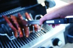 Broil King Grillzange 46 Cm -Outdoor-Grillladen Broil King Grillzange 64012 Anwendung