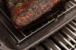 Broil King Gussbräter / Dutch Oven (eckig) / Multi Roaster Inkl. Bratengestell -Outdoor-Grillladen Broil King Gusseisenbraeter Bratengestell 69610