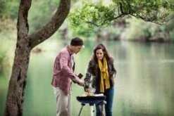 CADAC Camping Gasgrill Carri Chef 50 / BBQ Plancha + Dome - 30 Mbar -Outdoor-Grillladen CADAC Carri Chef 50 30mbar Campinggrill