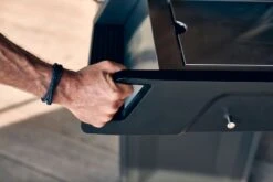 Enders Gasgrill Monroe Pro 4 SIK Turbo -Outdoor-Grillladen Enders Gasgrill Monroe Pro 4 SIK Turbo Griff