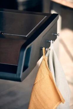 Enders Gasgrill Monroe Pro 4 SIK Turbo -Outdoor-Grillladen Enders Gasgrill Monroe Pro 4 SIK Turbo Haken