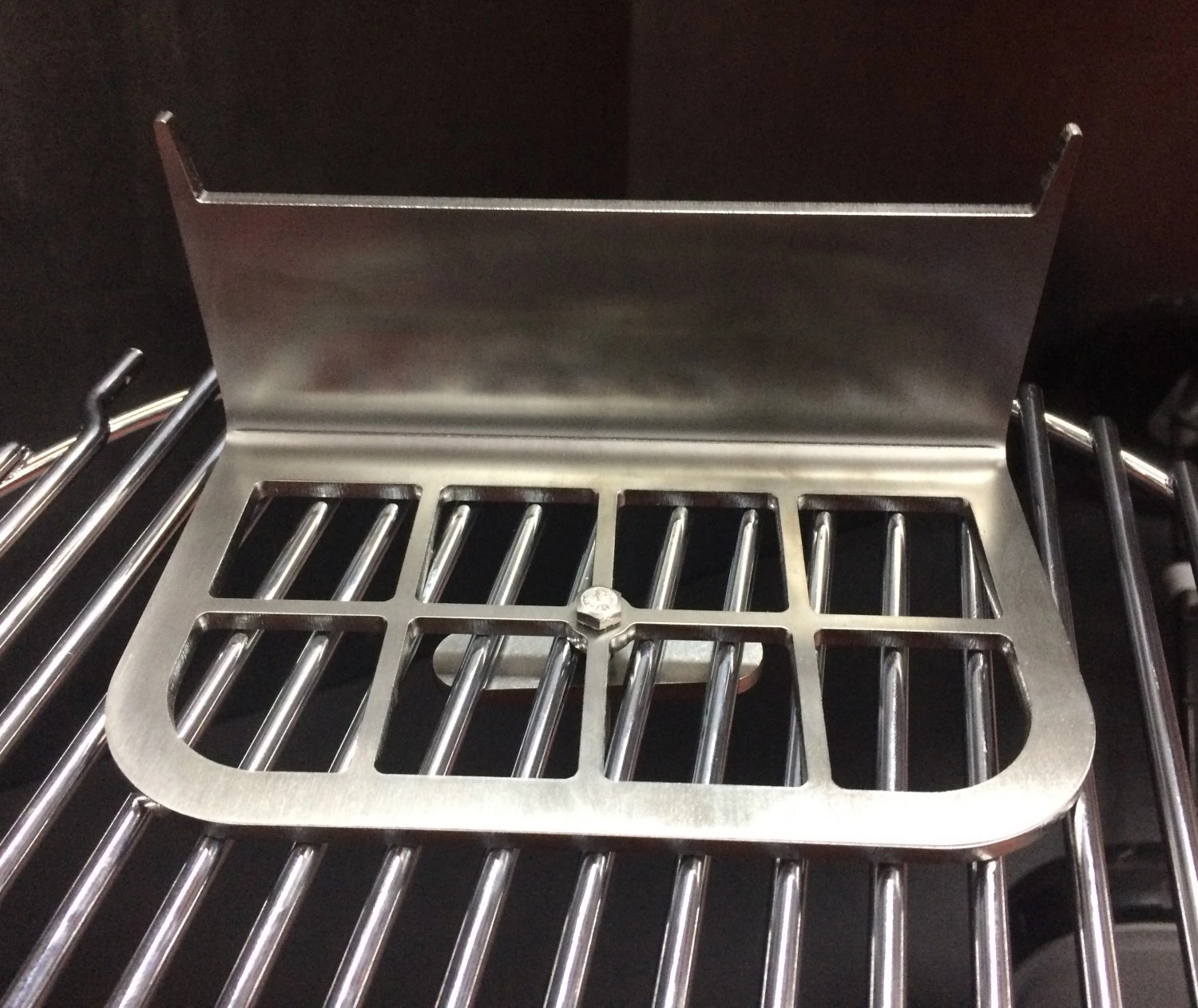 Flammlachsbrett Universal Halterung Mit Schraube Und Gegenstück 2 Flammlachsbrett Universal Halterung Mit Schraube Und Gegenstück – Bild 2