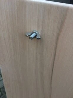 Flammlachsbrett Buche 140mm Schraub-Variante Mit 11mm Nut -Outdoor-Grillladen Flammlachsbrett Schrauben Oben