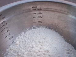 Grillfürst BBQ 3er Edelstahlschüssel Set Mit Glasdeckel 34 Grillfürst BBQ 3er Edelstahlschüssel Set Mit Glasdeckel -Outdoor-Grillladen Grillfuerst BBQ Edelststahlschuesseln mit Skala