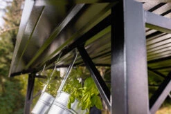 Grillfürst Premium Grillpavillon Aus Stahl Mit Wetterfestem Metalldach Und Ablageflächen -Outdoor-Grillladen Grillfuerst Grillpavillon Stahl Streben Detail