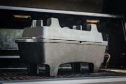 Grillfürst Dutch Oven Set BBQ Kastenform BK4 Aus Gusseisen - X-DEAL Inkl. Tragetasche / Aufbewahrungstasche, Gusseisen Pflege Und Deckelheber 19 Grillfürst Dutch Oven Set BBQ Kastenform BK4 Aus Gusseisen - X-DEAL Inkl. Tragetasche / Aufbewahrungstasche, Gusseisen Pflege Und Deckelheber -Outdoor-Grillladen Grillfuerst Kastenform Gasgrill