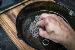 Grillfürst Dutch Oven Set / Gusseisen Pflegeset 18 Grillfürst Dutch Oven Set / Gusseisen Pflegeset -Outdoor-Grillladen Gusseisen Reiniger