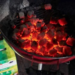 McBrikett KOKOKO EGGS 8 Kg 7 McBrikett KOKOKO EGGS 8 Kg -Outdoor-Grillladen Mcbrikett Kokoko Eggs Kokoskohle Glutbild