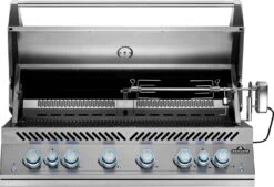Napoleon 700-Series 44" BIG44 Edelstahl Einbaugrill Inkl. Drehspieß - Modell 2023 16 Napoleon 700-Series 44" BIG44 Edelstahl Einbaugrill Inkl. Drehspieß - Modell 2023 -Outdoor-Grillladen Napoleon Einbaugrill BIG44 Rotisserie rechts