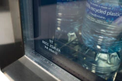 Napoleon Outdoor - Kühlschrank, 135 Liter, Rechtsdrehende Tür Mit Doppelverglasung Und LED Beleuchtung - Wasserdicht Nach IP24 -Outdoor-Grillladen Napoleon Kuehlschrank Doppelglas Tuer