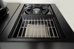 Outdoorchef Gas Kugelgrill Arosa 570 G Evo Black Style - Inkl. Blazing-/Cooking Zone Kit Plus -Outdoor-Grillladen Outdoochef Kugelgrill Arosa 570 G Blazing Zone