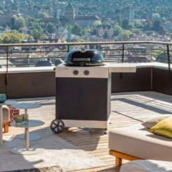 Outdoorchef Gas Kugelgrill Arosa 570 G Tex Inkl. Blazing Zone + Cooking Zone -Outdoor-Grillladen Outdoorchef Arosa 570 G Tex mood 2 1