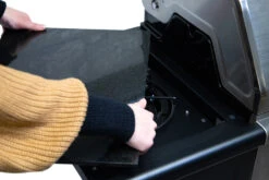 Outdoorchef Gasgrill Australia 455 G - X-DEAL Inkl. Abdeckhaube -Outdoor-Grillladen Outdoorchef Australia 455G Granit Abdeckplatte Seitenbrenner