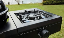 Outdoorchef Gas Kugelgrill Davos 570G Pro Mit Cooking Zone (Seitenkocher) & Abdeckhaube 15 Outdoorchef Gas Kugelgrill Davos 570G Pro Mit Cooking Zone (Seitenkocher) & Abdeckhaube -Outdoor-Grillladen Outdoorchef Cooking Zone Davos Lifestyle