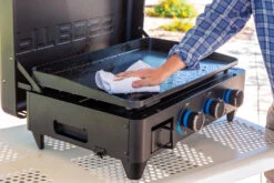 Pit Boss Plancha Grill Ultimate Plancha 3-Brenner - Mit Untergestell -Outdoor-Grillladen Pit Boss Planchagrill 3 Brenner leichte Reinigung