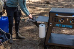 Pit Boss Plancha Grill Ultimate Plancha 2-Brenner - Mit Untergestell -Outdoor-Grillladen Pit Boss Planchagrill Ultimate 2 Brenner Halter Abfall