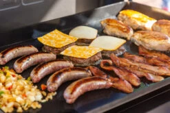 Pit Boss Plancha Grill Ultimate Plancha 3-Brenner - Mit Untergestell -Outdoor-Grillladen Pit Boss Planchagrill Ultimate 3 Brenner Planchagrillen