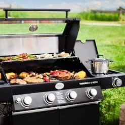 Rösle Gasgrill Videro G4-S Vario+ Nero Schwarz - Modell 2023 - X-DEAL Inkl. Abdeckhaube Und Grillplatte 28 Rösle Gasgrill Videro G4-S Vario+ Nero Schwarz - Modell 2023 - X-DEAL Inkl. Abdeckhaube Und Grillplatte -Outdoor-Grillladen Roesle Videro G4 S Vario NERO matt schwarz Grillflaeche