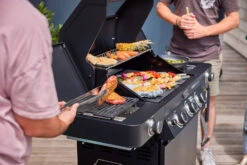 Rösle Gasgrill Videro Pro G3-S Vario+ Mattschwarz - Modell 2023 11 Rösle Gasgrill Videro Pro G3-S Vario+ Mattschwarz - Modell 2023 -Outdoor-Grillladen Roesle Videro Pro G3 S Gasgrill Seitenkocher Primezone
