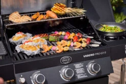 Rösle Gasgrill Videro Pro G3-S Vario+ Mattschwarz - Modell 2023 10 Rösle Gasgrill Videro Pro G3-S Vario+ Mattschwarz - Modell 2023 -Outdoor-Grillladen Roesle Videro Pro G3 S Grillgut