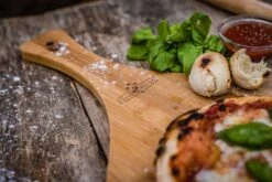 Grillfürst Pizzabrett Bambusholz -Outdoor-Grillladen Servierbrett Grillfuerst Pizza Mood