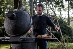 The Bastard Keramikgrill Urban XL - Complete - Schwarz Matt - Modell 2023 -Outdoor-Grillladen The Bastard Keramikgrill Urban XL Deckelscharnier
