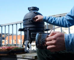 The Bastard Keramikgrill Urban Small - Schwarz Matt - Modell 2023 -Outdoor-Grillladen The Bastard Urban Small Keramikgrill Campinggrill