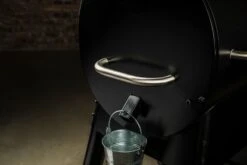 Traeger Pelletgrill Pro D2 780 - Black 18 Traeger Pelletgrill Pro D2 780 - Black -Outdoor-Grillladen Traeger Pelletgrill Pro Handle