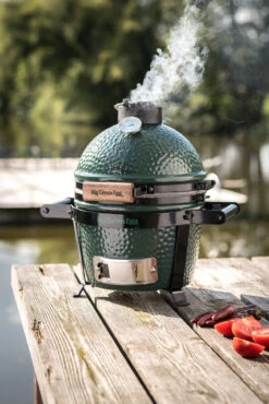 Big Green Egg Mini Keramikgrill Starter - Paket -Outdoor-Grillladen Webversion Big Green Egg Mini 4