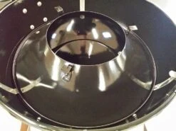 Outdoorchef Gas Kugelgrill Montreux 570 G -Outdoor-Grillladen outdoorchef montreux 570 grosser trichter b 18 127 99