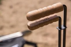 Petromax Profi-Deckelheber Für Dutch Oven 8 Petromax Profi-Deckelheber Für Dutch Oven -Outdoor-Grillladen petromax deckelheber griff detail