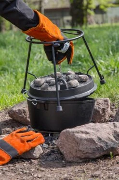 Petromax Feuertopf Deckelhalter Pro-ft Dutch Oven Zubehör 19 Petromax Feuertopf Deckelhalter Pro-ft Dutch Oven Zubehör -Outdoor-Grillladen petromax feuertopf deckelhalter einsatz