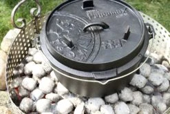 Petromax Ft9 Feuertopf Dutch Oven 7,5 L - Mit Füßen -Outdoor-Grillladen petromax feuertopf ft9 7