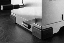 Thüros PRO1 - Modularer Holzkohle Tischgrill Mit Gussrost -Outdoor-Grillladen thueros pro1 detail hoehenverstellung